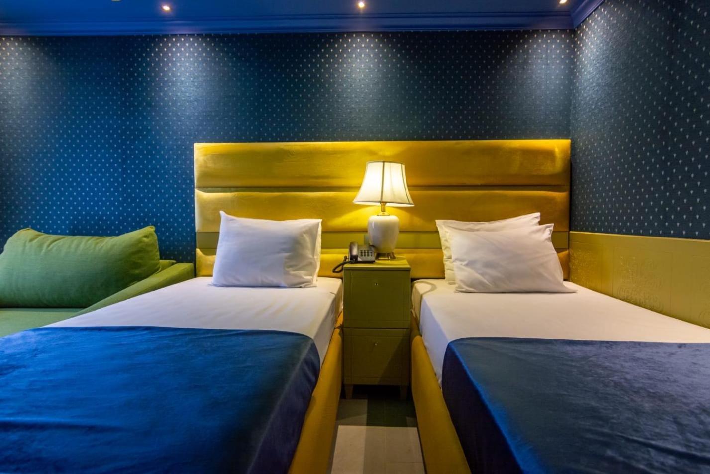 Hotel Craiova By Phoenicia Blue View Olimp Exterior foto